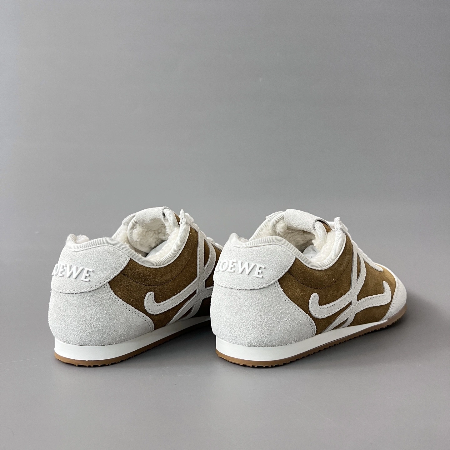 OOBB- 8o5w5 M816282XC0-2912 cowhide Ballet Runner 2.0 item:F-X300A2417B